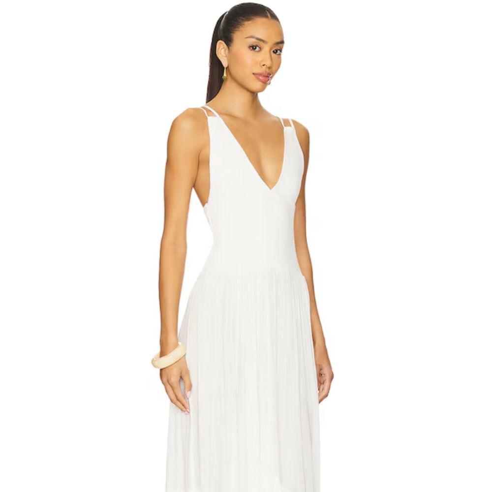 REVOLVE Fun In The Sun
Maxi Dress 
Free People- Freest 
NWOT
COLOR- Ivory